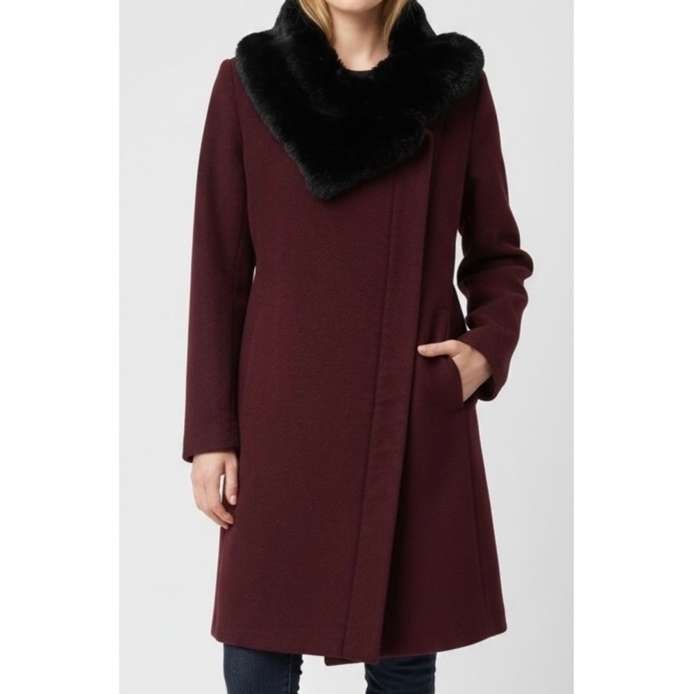 DKNY Wool Cashmere Blend Coat 4 Burgundy Faux Fur Collar Zip Timeless Classy‎